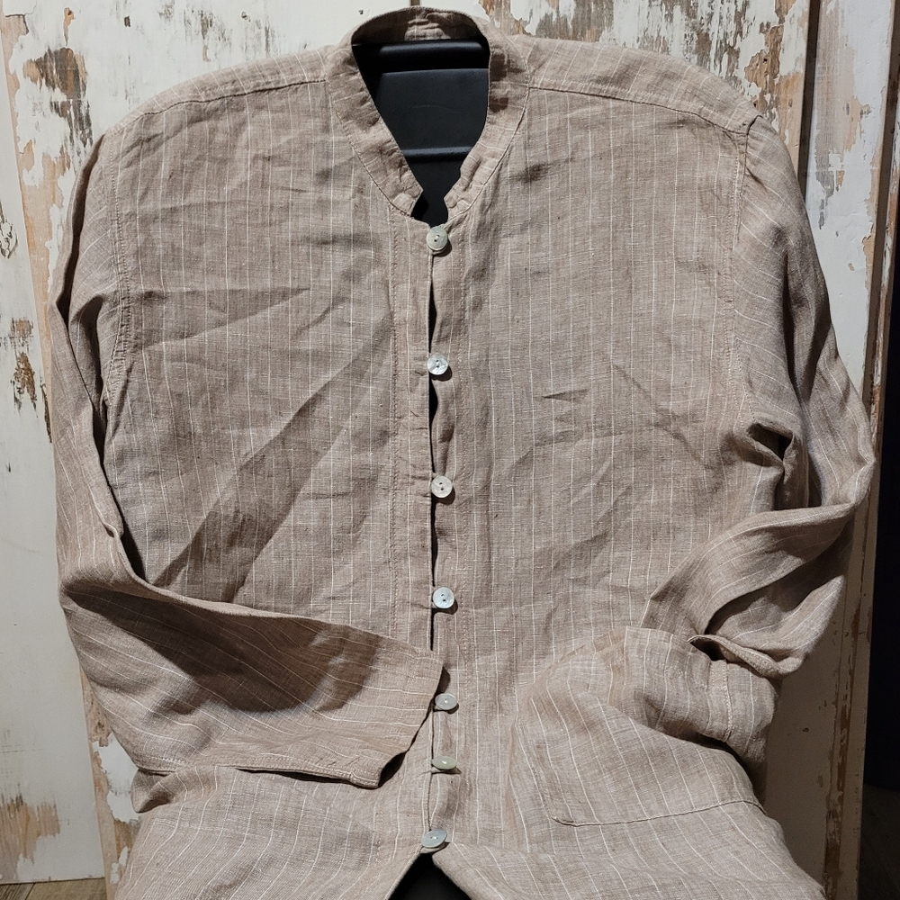 Chico's blouse light brown 100% line size 1